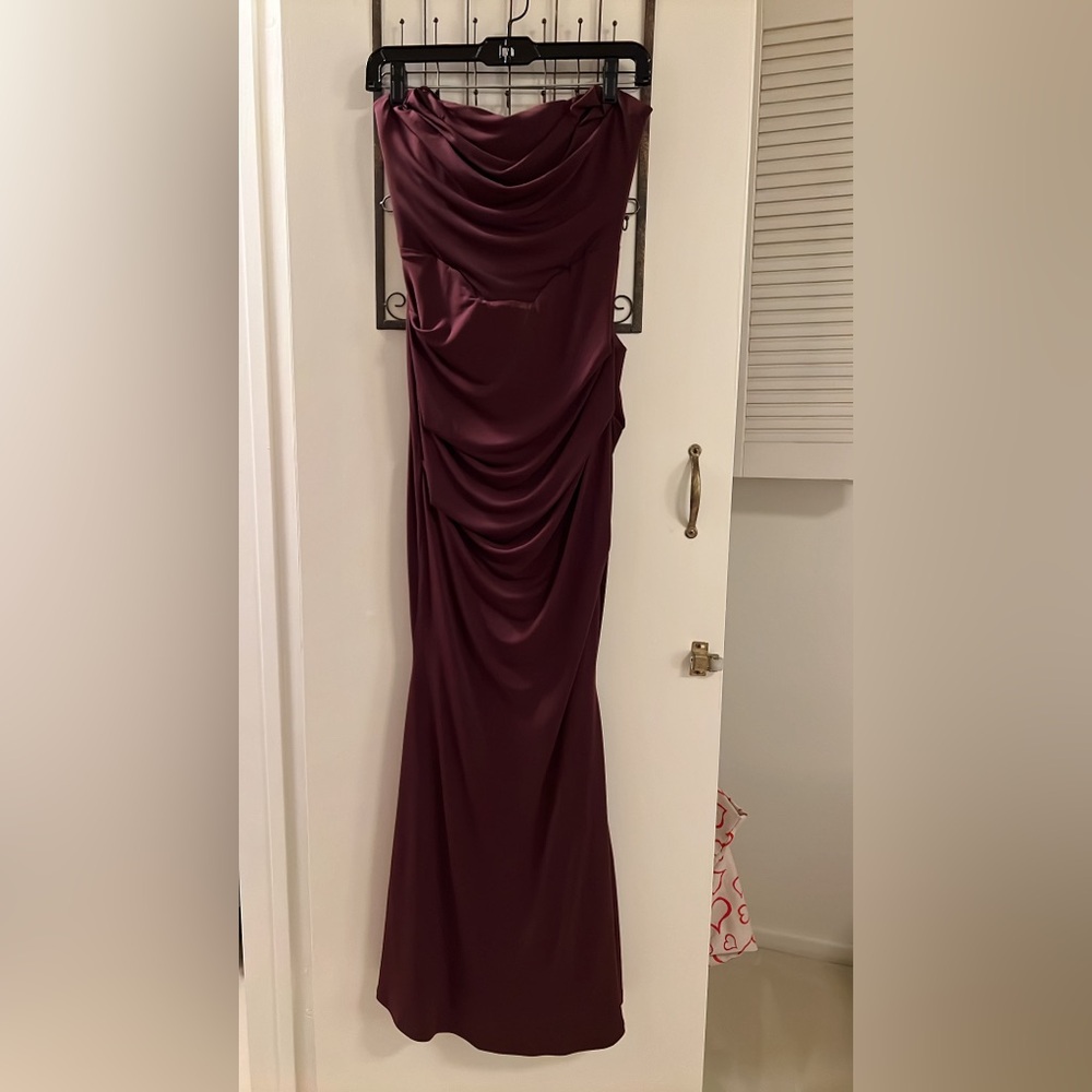 LIKE NEW House of CB Milena Corset Dress (Dark Cherry)